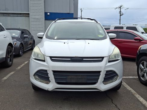 Used 2013 Ford Escape SE FWD image 2