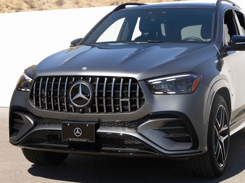 Used 2024 Mercedes-Benz GLE 53 AMG 4MATIC image 6