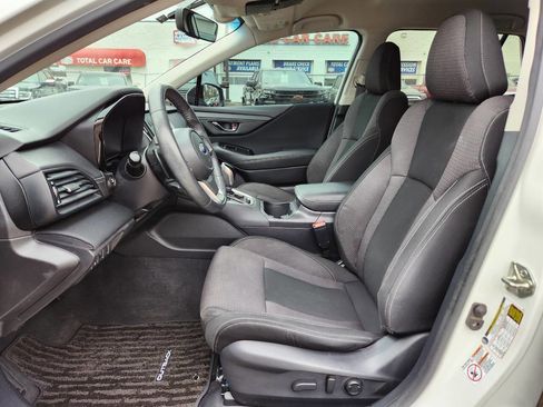 Used 2020 Subaru Outback Premium image 13