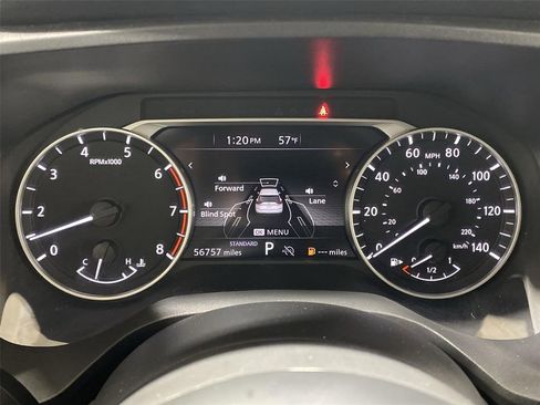 Used 2024 Nissan Rogue SV image 10