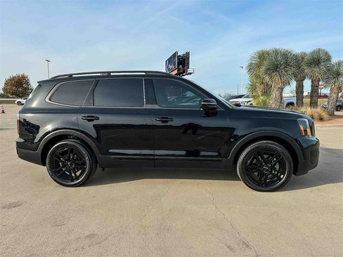 Used 2024 Kia Telluride SX X-Line image 2