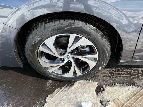 Certified 2025 Subaru Legacy Premium w/ Popular Package #1A image 10