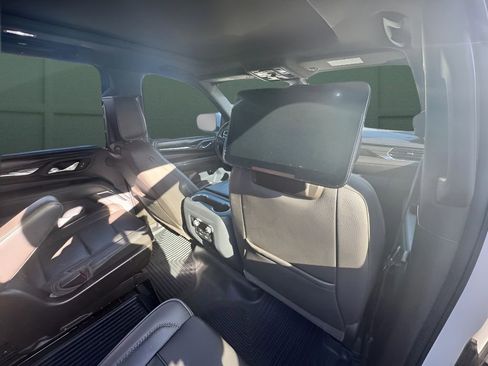 Used 2021 GMC Yukon XL Denali image 20