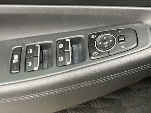 Used 2021 Hyundai Santa Fe SEL FWD image 20