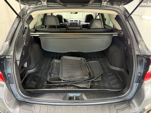 Used 2019 Subaru Outback 3.6R Limited AWD/4WD image 9