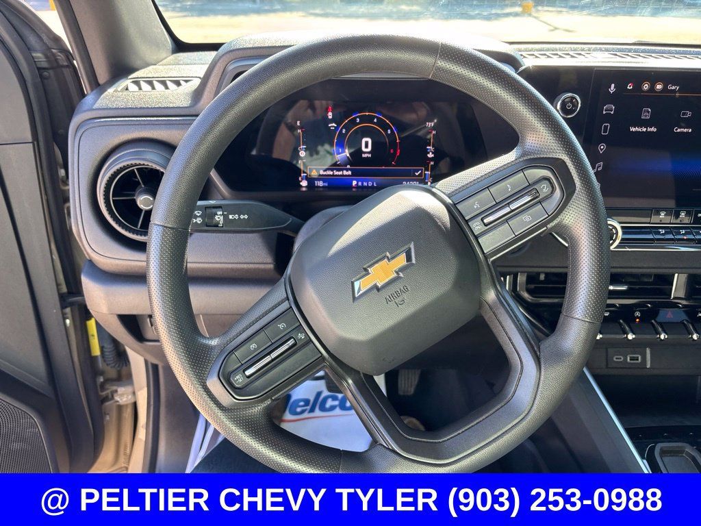 Used 2023 Chevrolet Colorado W/T w/ Technology Package RWD image 13