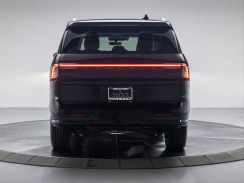 New 2026 Lincoln Navigator L Black Label AWD/4WD image 4