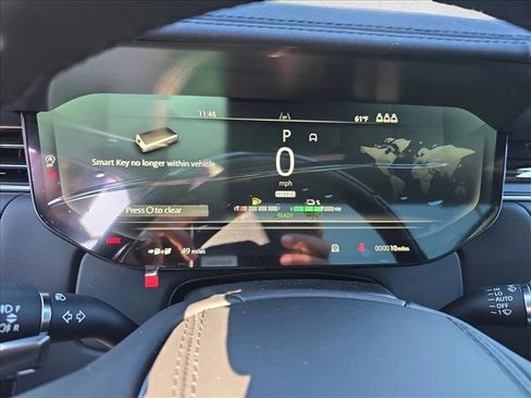 New 2025 Land Rover Range Rover SE image 18