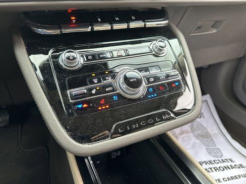 Used 2022 Lincoln Corsair AWD w/ Premium Package image 47