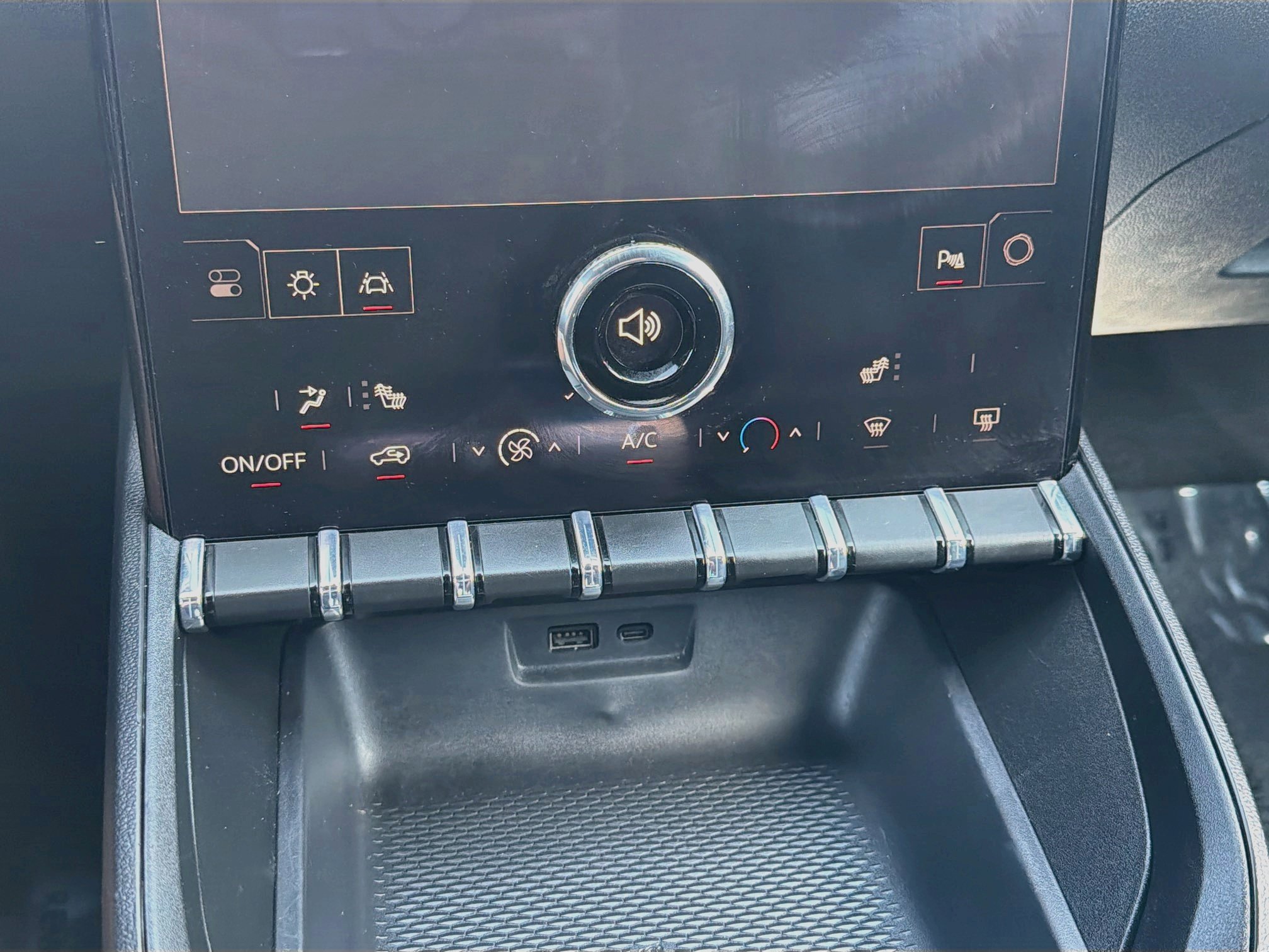 Used 2026 GMC Terrain Elevation AWD/4WD image 24