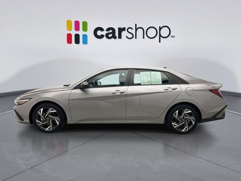 Used 2025 Hyundai Elantra Sport w/ Cargo Package FWD image 2