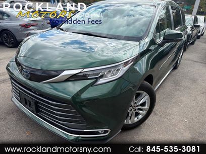 Used 2023 Toyota Sienna Limited