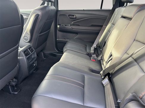 Certified 2022 Honda Passport TrailSport image 15