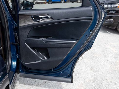 Used 2025 Kia Sportage X-Line image 15