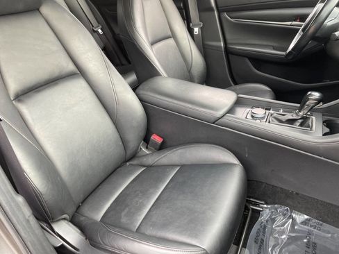Used 2021 MAZDA MAZDA3 s image 10