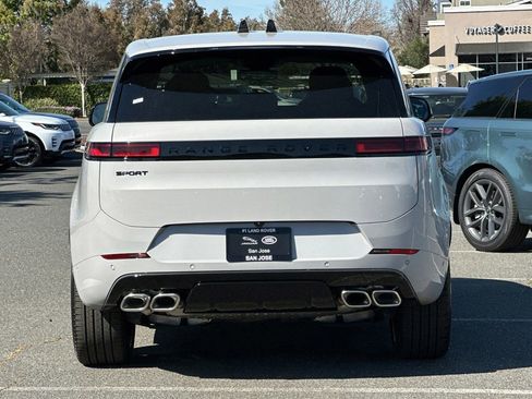 New 2026 Land Rover Range Rover Sport Dynamic SE AWD/4WD image 10