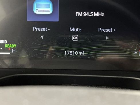 Used 2023 Jeep Grand Cherokee 4WD 4xe image 6