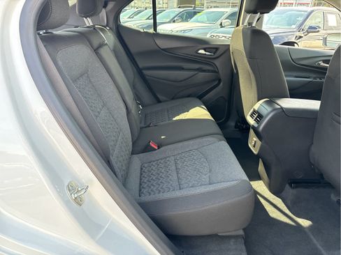 Certified 2024 Chevrolet Equinox LT FWD image 24