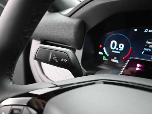 New 2026 Ford Explorer Platinum image 32