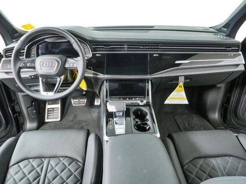 New 2026 Audi SQ7 Prestige AWD/4WD image 20