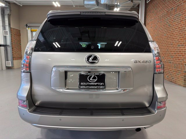 Used 2023 Lexus GX 460 Premium w/ Premium Package AWD/4WD image 6