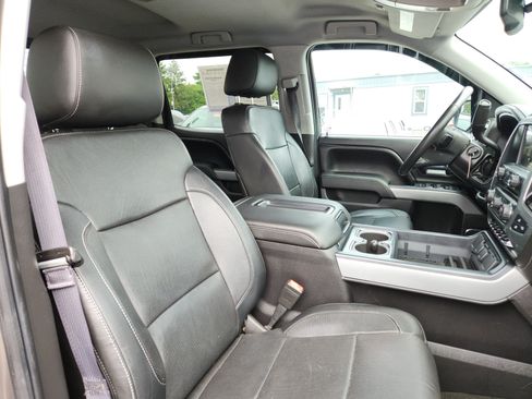 Used 2015 Chevrolet Silverado 1500 LTZ Z71 w/ LTZ Plus Package AWD/4WD image 16