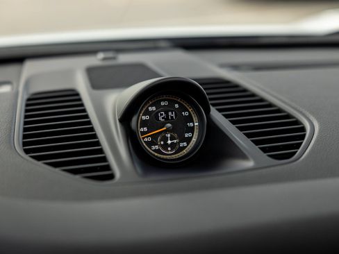 Certified 2019 Porsche 911 GT3 RS RWD image 50