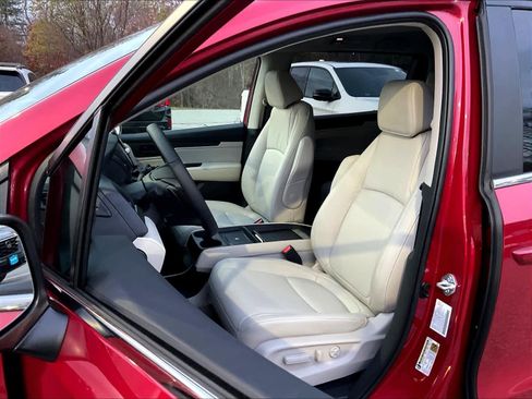 New 2026 Honda Odyssey EX-L image 11