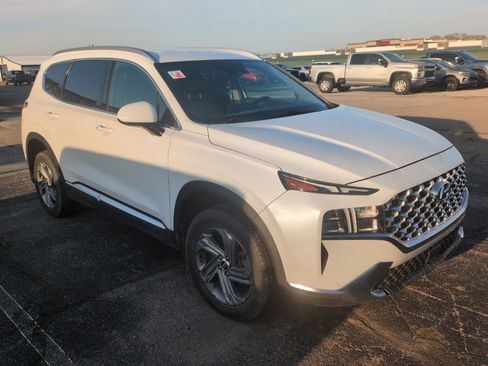 Used 2022 Hyundai Santa Fe SEL w/ Cargo Package image 4