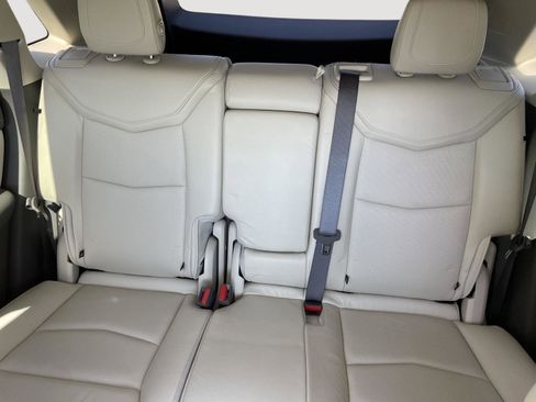 Used 2019 Cadillac XT5 Luxury FWD image 13