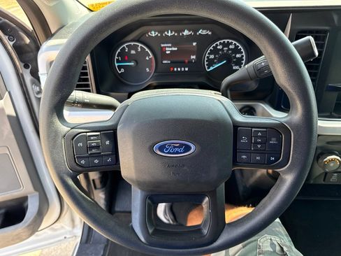 Used 2025 Ford F250 XLT AWD/4WD image 21