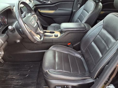 Used 2018 GMC Acadia Denali w/ Technology Package image 5