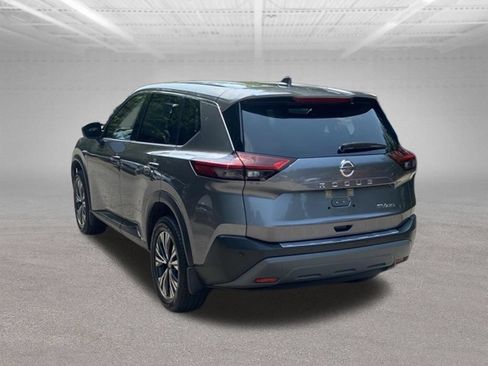 Used 2021 Nissan Rogue SV AWD/4WD image 3