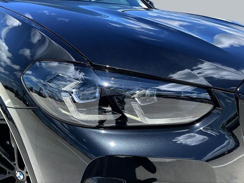 Used 2024 BMW X4 xDrive30i w/ Premium Package AWD/4WD image 26