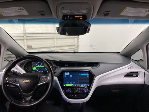 Used 2020 Chevrolet Bolt Premier w/ Infotainment Package image 12