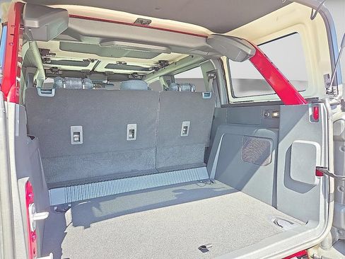 Used 2025 Ford Bronco Heritage Edition AWD/4WD image 9