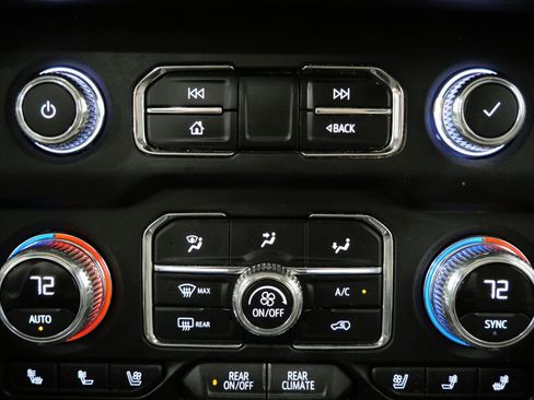 Used 2021 GMC Yukon SLT w/ SLT Premium Package AWD/4WD image 20
