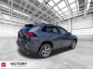 Used 2025 Toyota RAV4 XLE FWD video 3