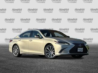 Certified 2019 Lexus ES 300h w/ Luxury Package video 2