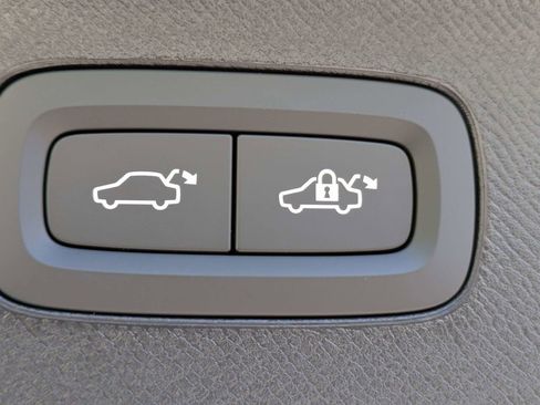New 2026 Volvo XC90 T8 Ultra AWD/4WD image 12