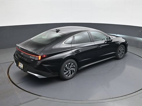 New 2026 Hyundai Sonata Blue FWD image 17