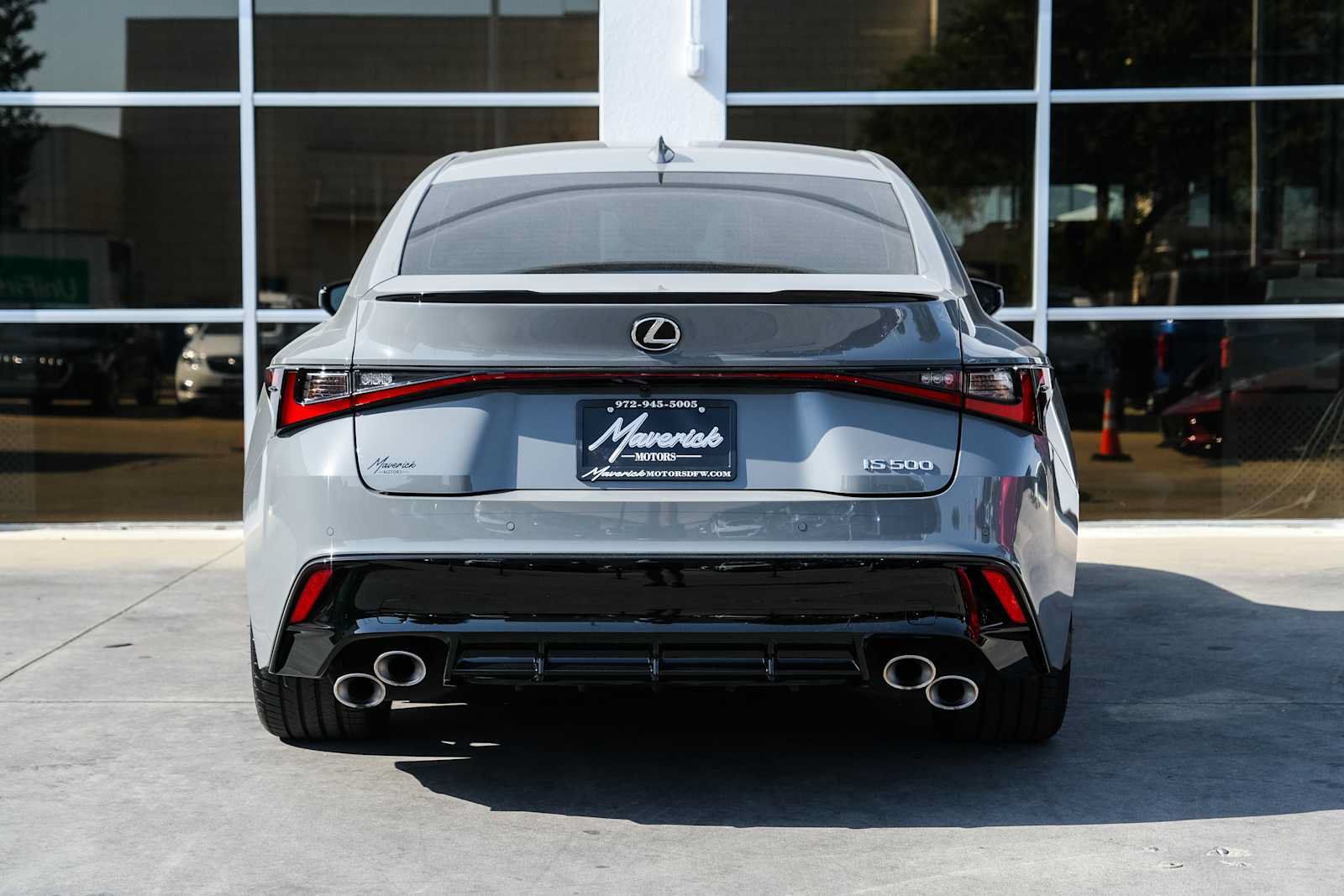 Used 2022 Lexus IS 500 RWD image 12