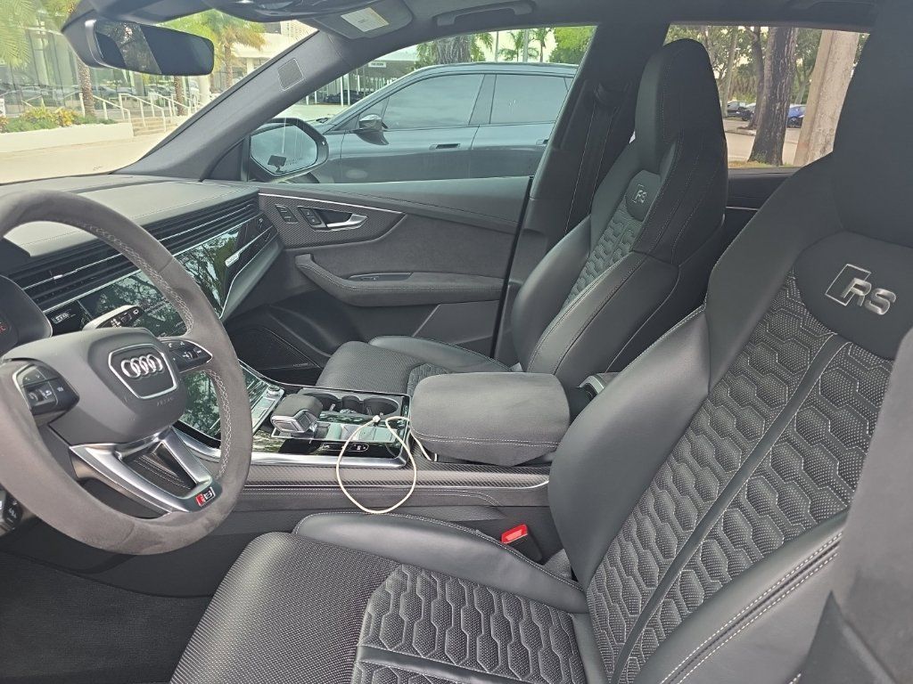 Used 2025 Audi RS Q8 performance w/ Matte Carbon Package AWD/4WD image 3