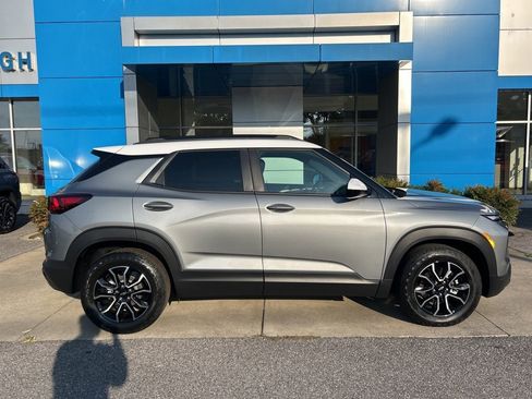 New 2026 Chevrolet TrailBlazer ACTIV w/ Driver Confidence Package image 3