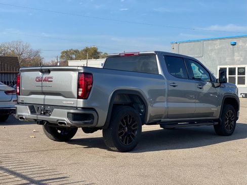 Used 2023 GMC Sierra 1500 Elevation w/ X31 Off-Road Package AWD/4WD image 4