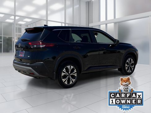 Certified 2023 Nissan Rogue SV FWD image 6