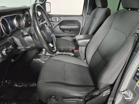 Used 2020 Jeep Wrangler Unlimited Sport AWD/4WD image 11