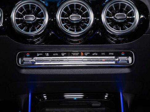 New 2026 Mercedes-Benz GLA 250 image 18