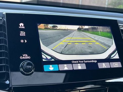 Used 2023 Honda Passport TrailSport image 23