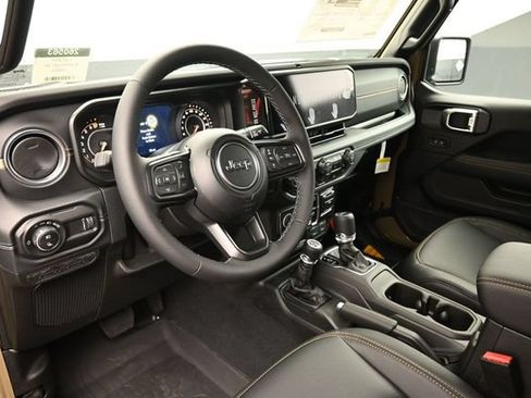 New 2026 Jeep Gladiator Sport AWD/4WD image 5
